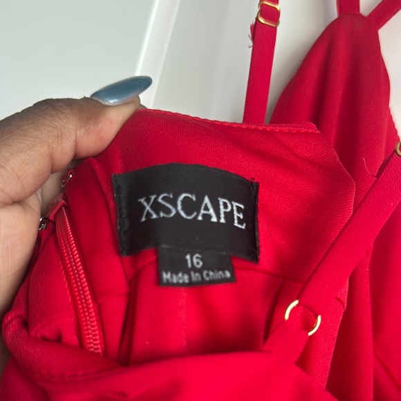 XSCAPE Women’s Corkscrew Ruffle Chiffon Gown Size 16 - Picture 3 of 6